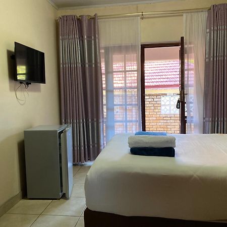 Matilinda Lodge Bulawayo Ngoại thất bức ảnh