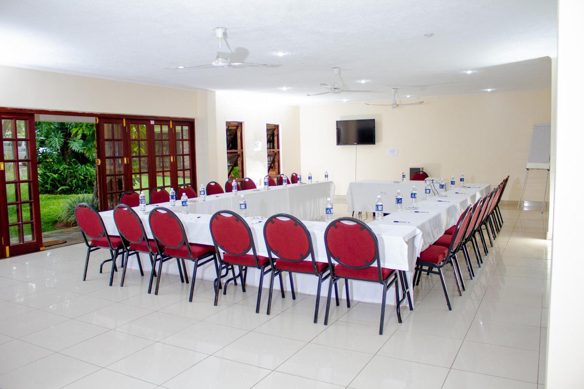 Matilinda Lodge Bulawayo Ngoại thất bức ảnh