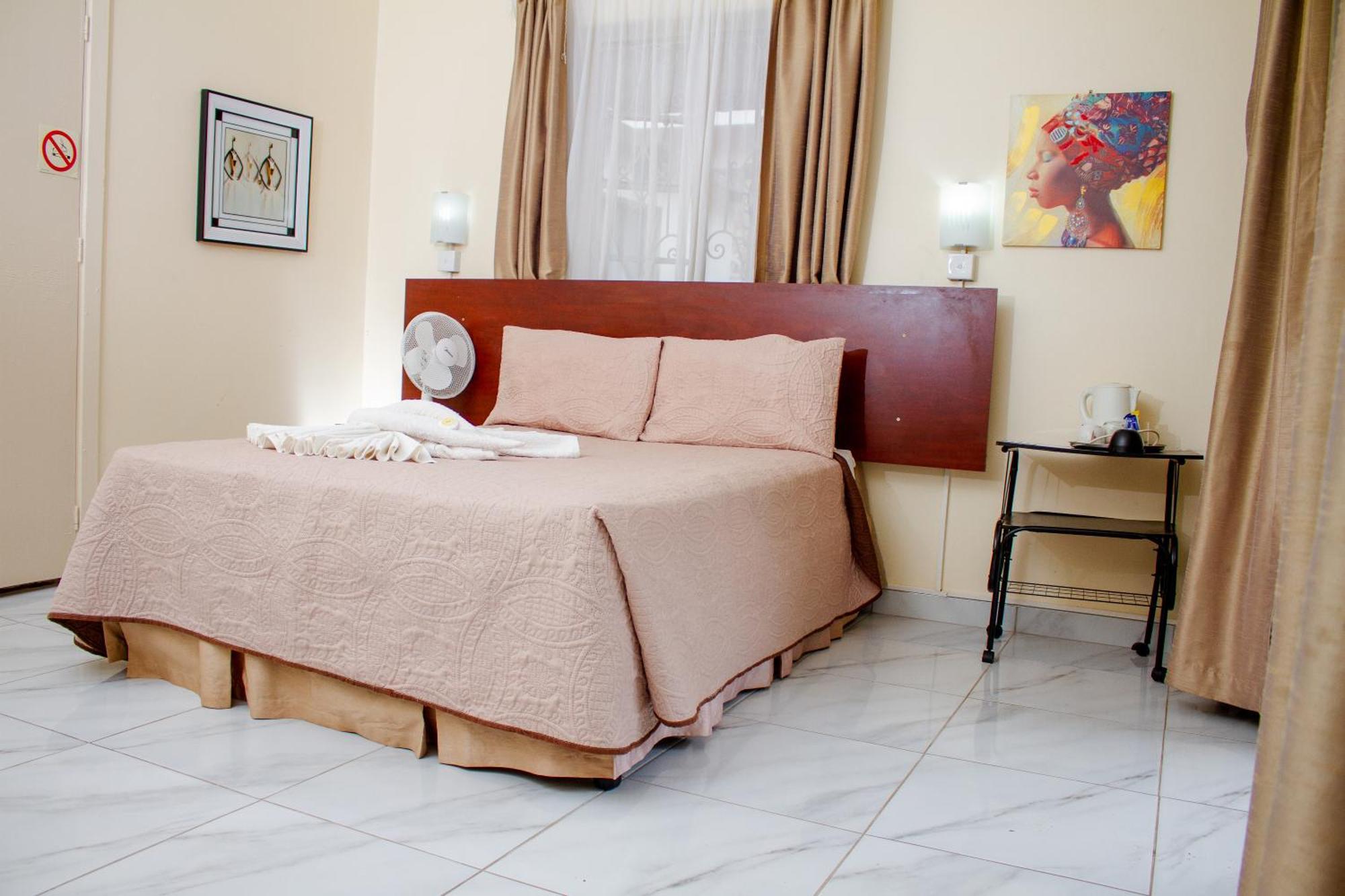 Matilinda Lodge Bulawayo Ngoại thất bức ảnh